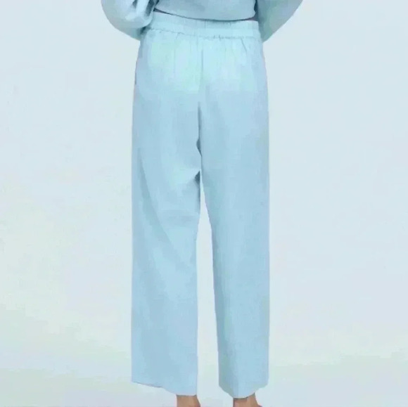 Madewell Petite Pull-On Straight Crop Pants - Picture 4 of 8